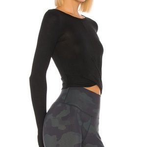 ALO cover long sleeve top black small